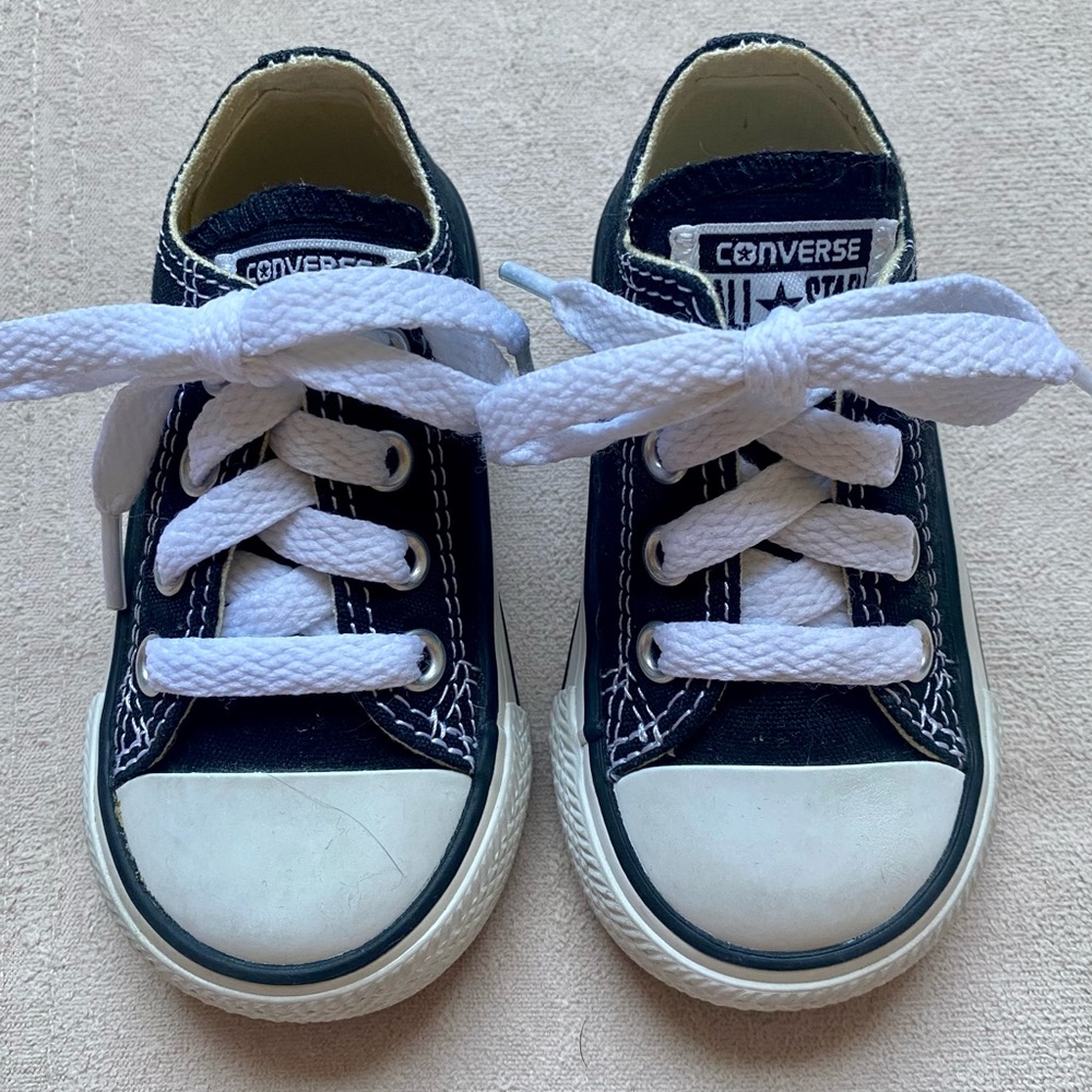 CONVERSE All-Star Low-Top Baby Sneakers, Size 4 Toddler, B&W, EUC (barely worn)
